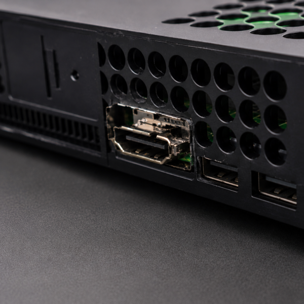 Xbox Series X – uszkodzenie HDMI. Jakie są objawy?